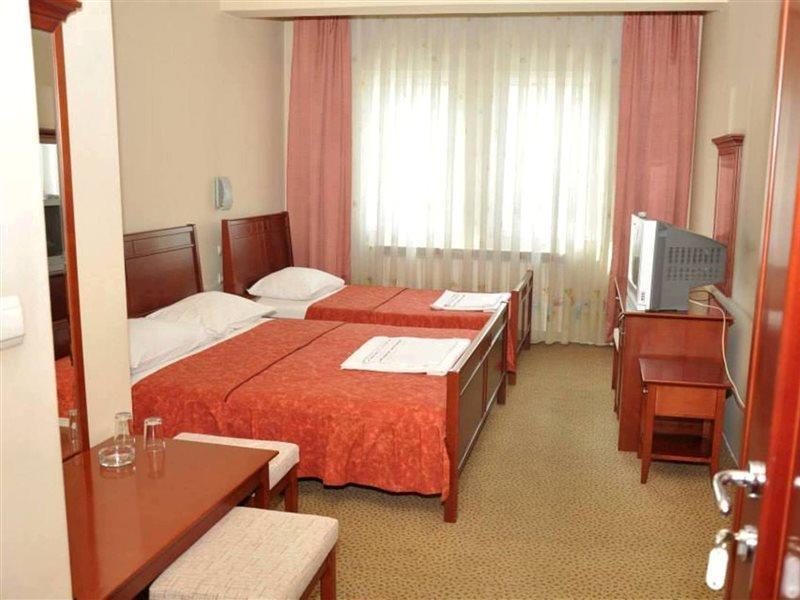 Hotel Atlas Novi Pazar Eksteriør billede
