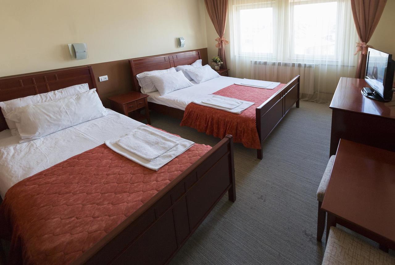 Hotel Atlas Novi Pazar Eksteriør billede