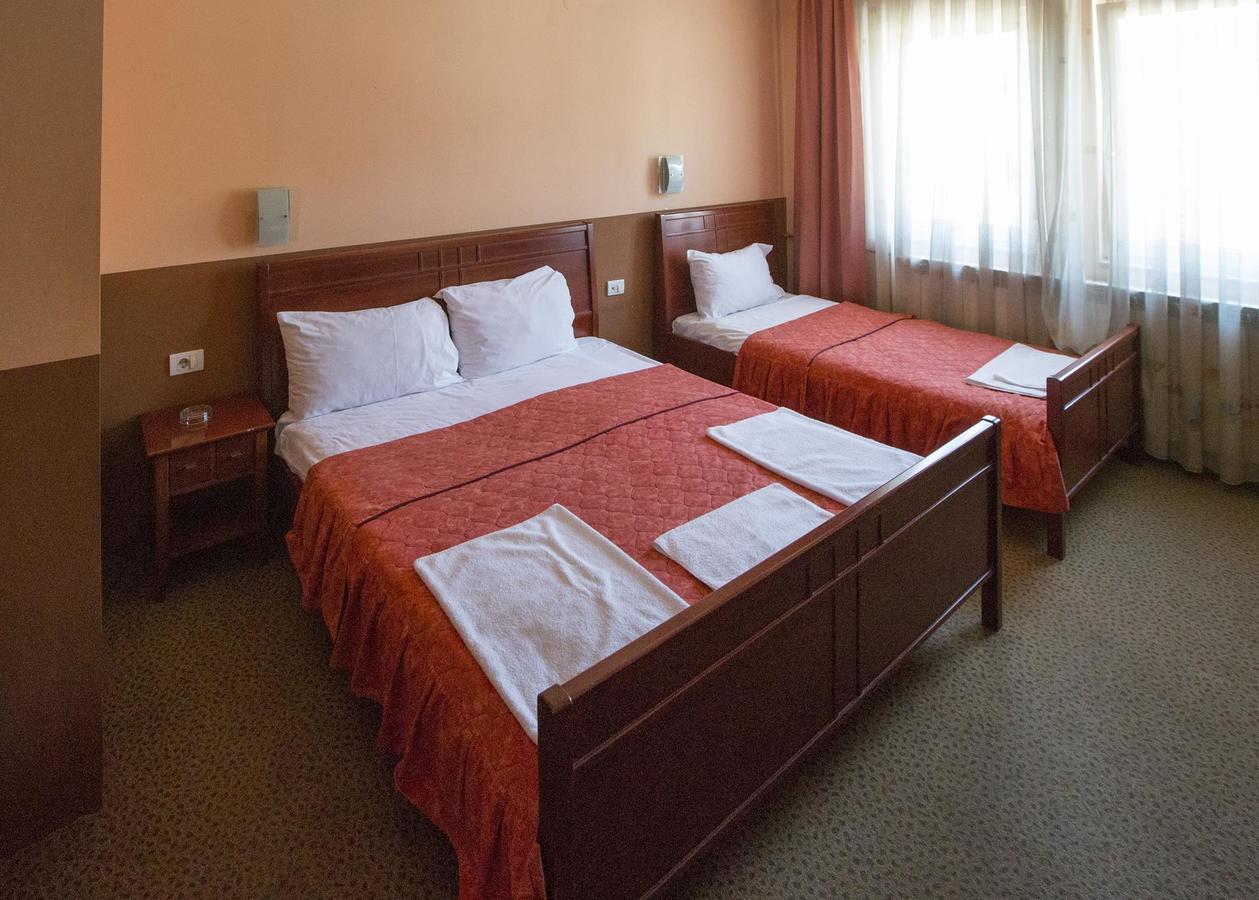 Hotel Atlas Novi Pazar Eksteriør billede
