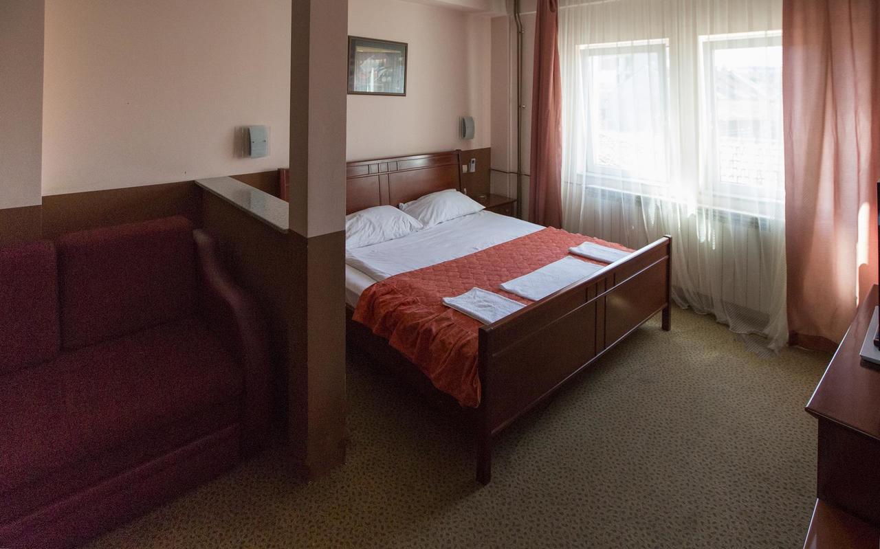 Hotel Atlas Novi Pazar Eksteriør billede